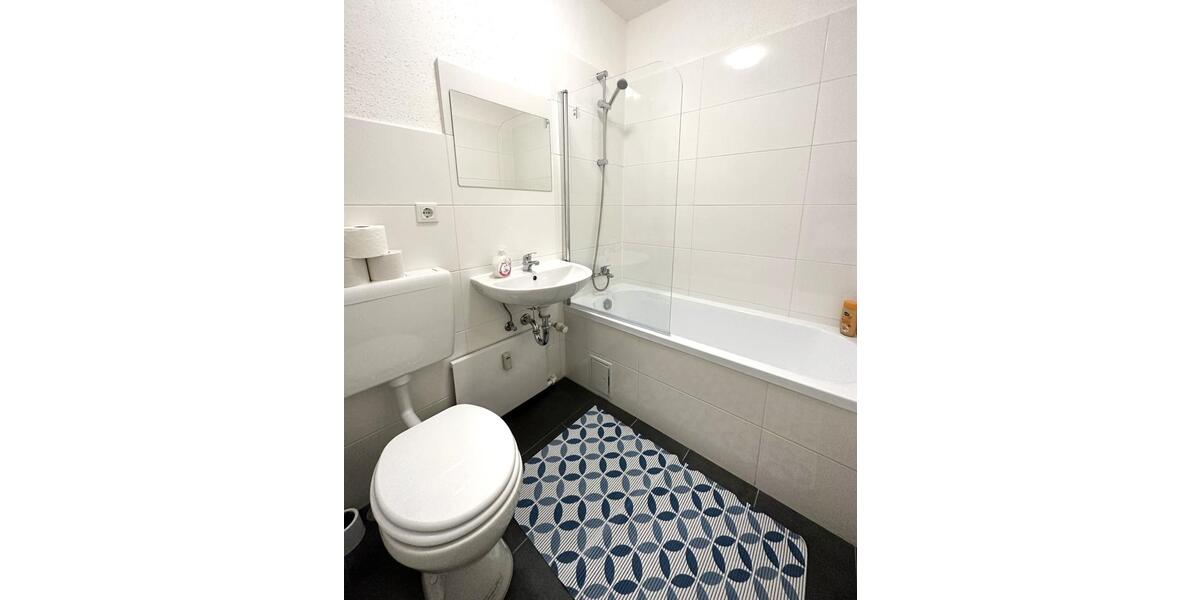 Wohnen auf Zeit Duisburg Rheinhausen - 75 Zimmer, 920 m&sup2;, 15&euro; | Angebot:22263010