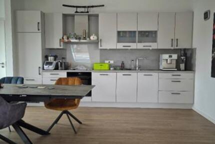 Wohnung Esens - 4 Zimmer, 128 m&sup2;, 1.165&euro; | Angebot:24626187