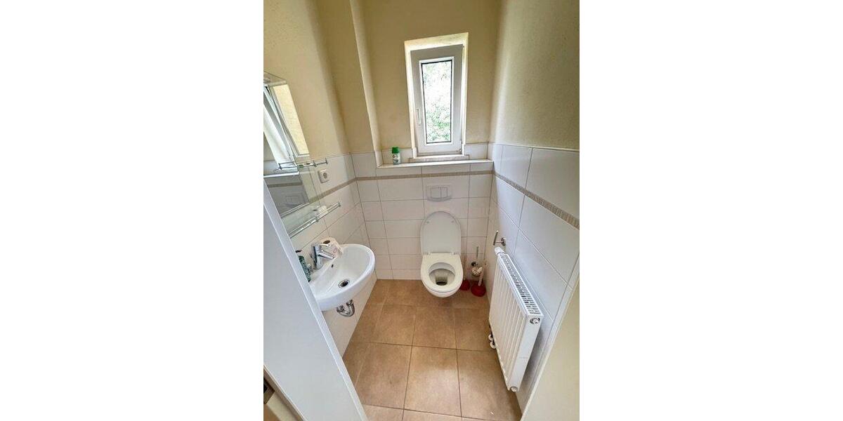 Mehrfamilienhaus, Wohnhaus Weiden in der Oberpfalz - 8 Zimmer, 200 m&sup2;, 2.450&euro; | Angebot:25991942