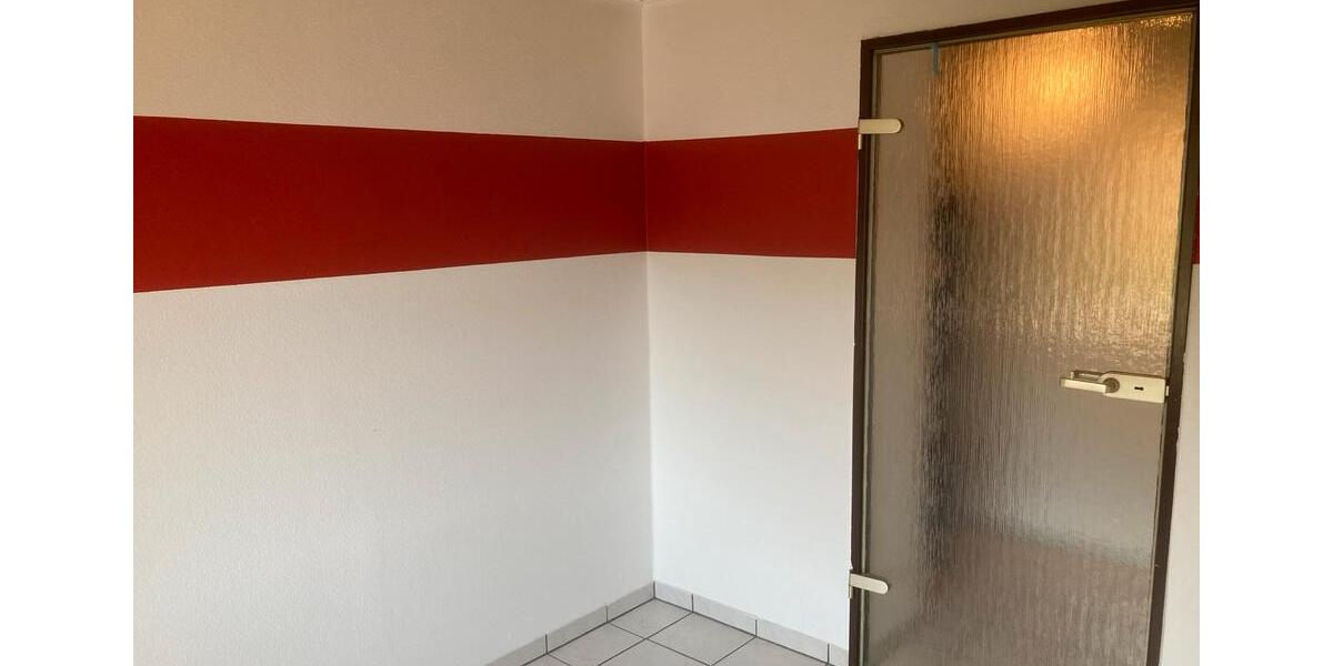 Preiswert und Zentral wohnen in Siegen Mietwohnung inkl. Küche 5 zimmer