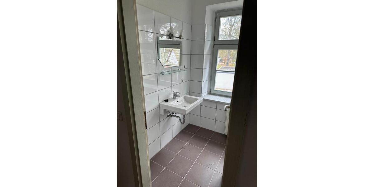 Etagenwohnung Pinnow - 2 Zimmer, 53 m&sup2;, 390&euro; | Angebot:20216135