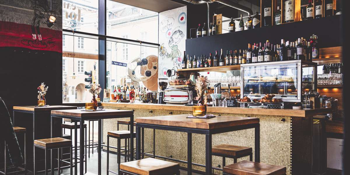 Gastronomie in Regensburg 2.100 € 104 m² zimmer