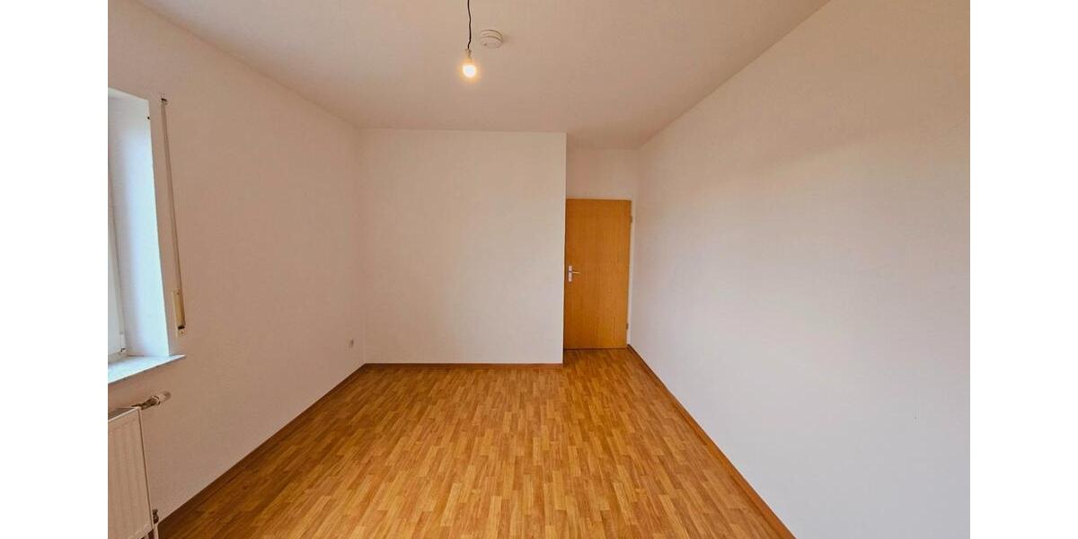 Dachgeschoßwohnung Zerbst (Anhalt) Leps - 3 Zimmer, 80 m&sup2;, 350&euro; | Angebot:26136850