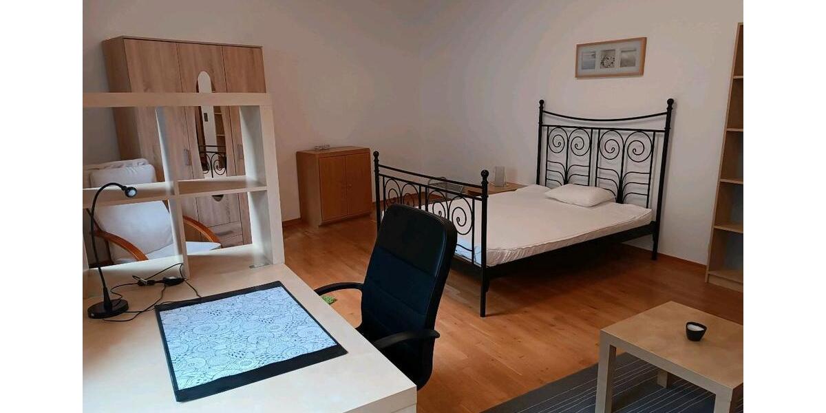 Zimmer in 2er WG Nähe FHöV Innenstadt Alleestraße, 1. OG 2 zimmer