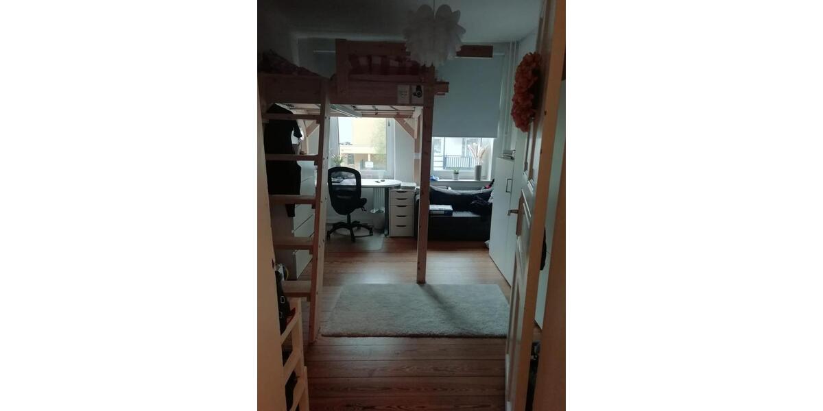 Etagenwohnung Kiel Südfriedhof - 4 Zimmer, 95 m&sup2;, 1.395&euro; | Angebot:25980966