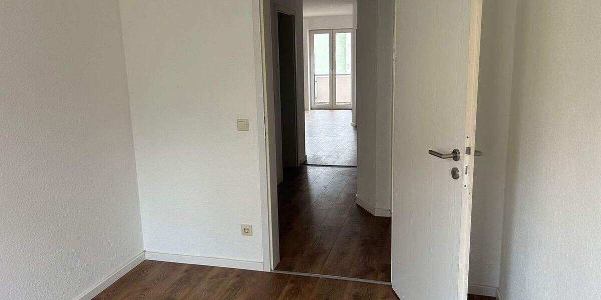 Etagenwohnung Merseburg Neumarkt (Vorstadt) - 4 Zimmer, 83 m&sup2;, 600&euro; | Angebot:26015636