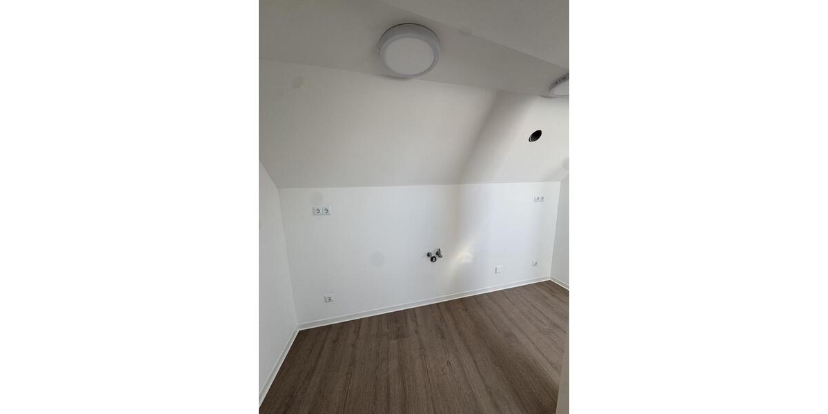 Dachgeschoßwohnung Melsungen - 2 Zimmer, 60 m&sup2;, 550&euro; | Angebot:26634365