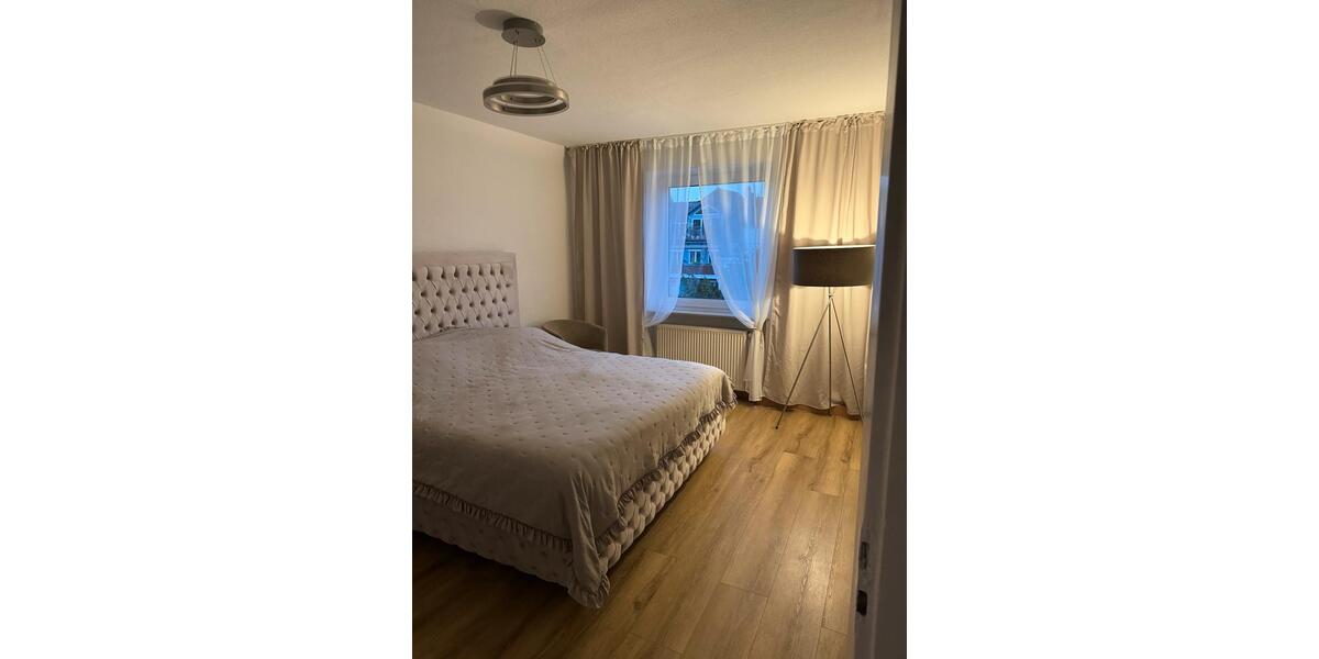 Etagenwohnung Essen Südviertel - 2.5 Zimmer, 67 m&sup2;, 1.100&euro; | Angebot:26640728