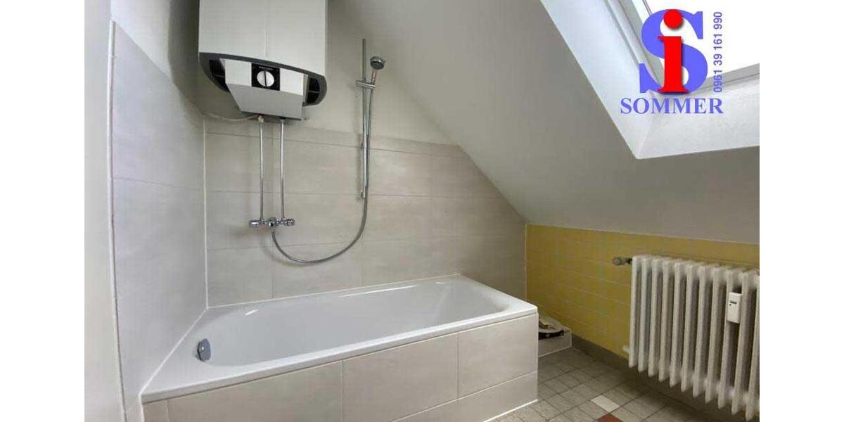 Dachgeschoßwohnung Weiden in der Oberpfalz - 2 Zimmer, 46 m&sup2;, 436&euro; | Angebot:23476694