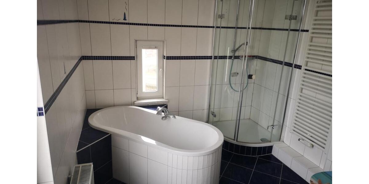 3 Zimmer Wohnung Wismar Süd Turnplatz, Balkon, Terrasse, OG, EBK 3 zimmer