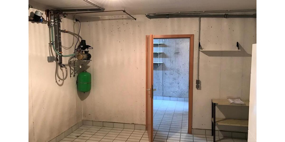 Albstadt; Großzügige Doppelhaushälfte mit Garten, Garage zw. Stadtmitte & Gymnasium 6 zimmer