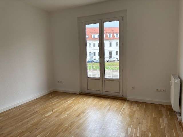 Wohnung zum Mieten in Dessau-Roßlau 540 € 53.89 m² 2 zimmer