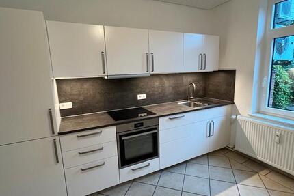 Anfragestopp- 2 ZKB- Wohnung, Erstbezug nach Sanierung zimmer