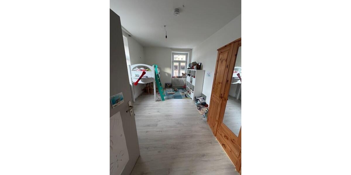 Etagenwohnung Titisee-Neustadt Neustadt - 5 Zimmer, 135 m&sup2;, 1.200&euro; | Angebot:26532904