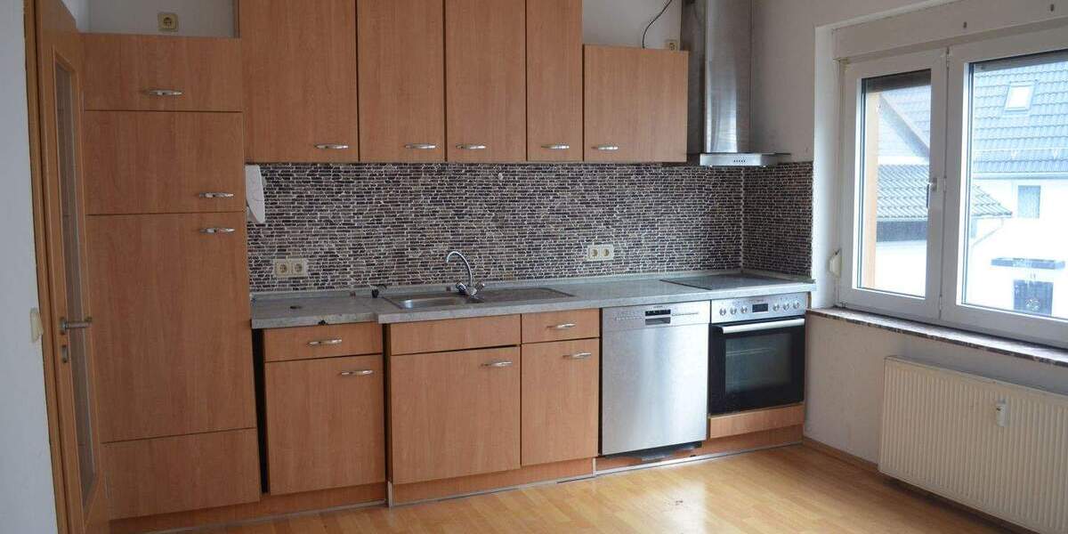 Etagenwohnung Grävenwiesbach Mönstadt - 4 Zimmer, 96 m&sup2;, 800&euro; | Angebot:25800222