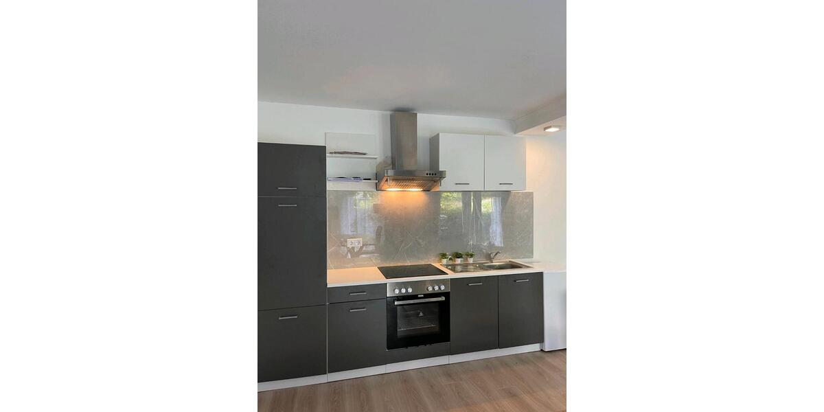 Wohnen auf Zeit Crimmitschau - 3 Zimmer, 80 m&sup2;, 18&euro; | Angebot:22202385