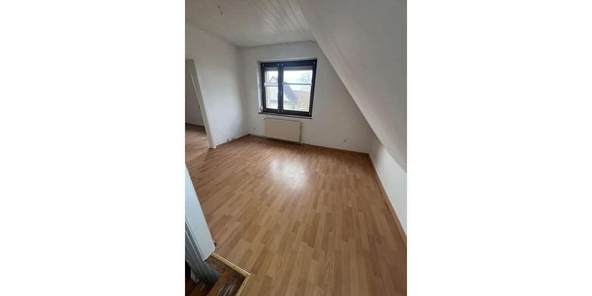 Reihenhaus Güstrow - 2.5 Zimmer, 78 m&sup2;, 900&euro; | Angebot:25950818