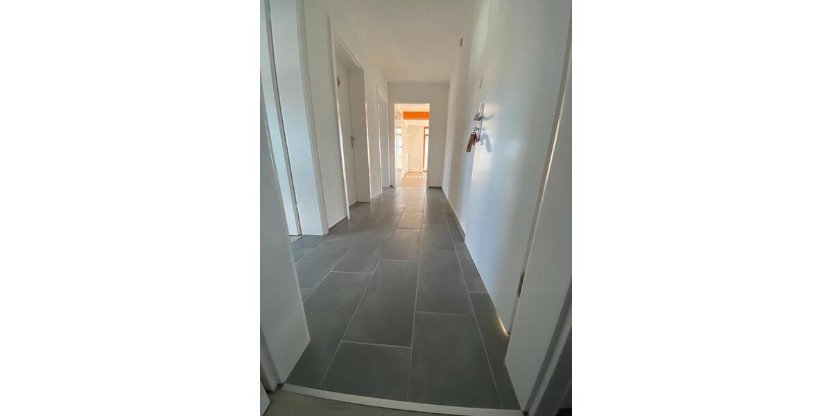 Erdgeschoßwohnung Heidenheim an der Brenz Aufhausen - 2 Zimmer, 100 m&sup2;, 1.100&euro; | Angebot:24604371