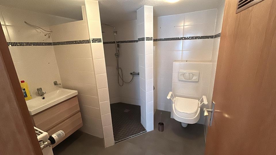 Dachgeschoßwohnung Osterode am Harz - 4 Zimmer, 120 m&sup2;, 700&euro; | Angebot:25299216