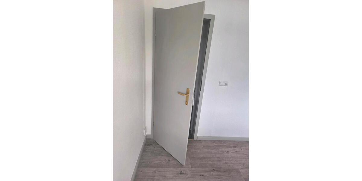 Etagenwohnung Kemberg - 4 Zimmer, 86 m&sup2;, 902&euro; | Angebot:25415692