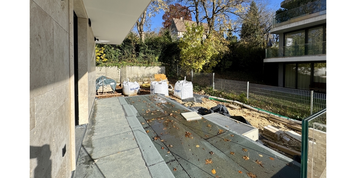 Designwohnung am Michelsberg – Terrasse und großem Garten 3.5 zimmer