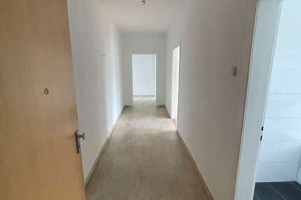 Wohnung Bottrop Stadtmitte - 3 Zimmer, 80 m&sup2;, 760&euro; | Angebot:27180866