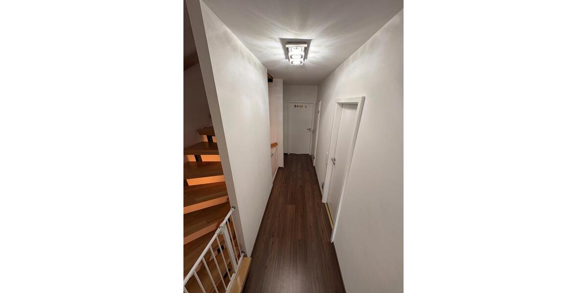 Reihenhaus Kaltenkirchen - 5 Zimmer, 141 m&sup2;, 1.890&euro; | Angebot:26458909