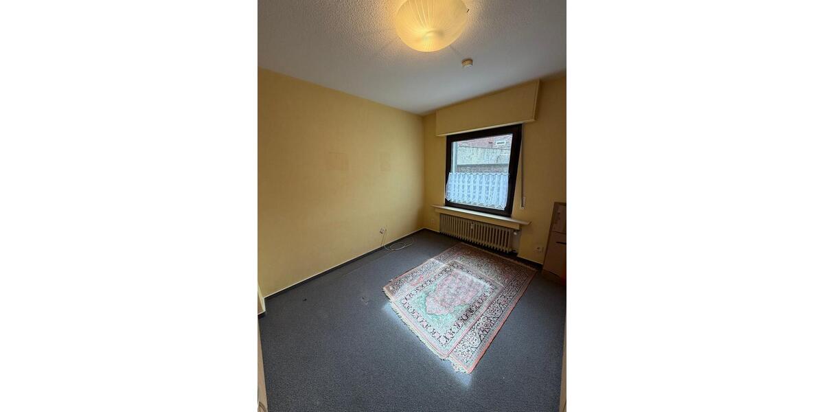 Erdgeschoßwohnung Heinsberg - 7.5 Zimmer, 135 m&sup2;, 800&euro; | Angebot:26223870