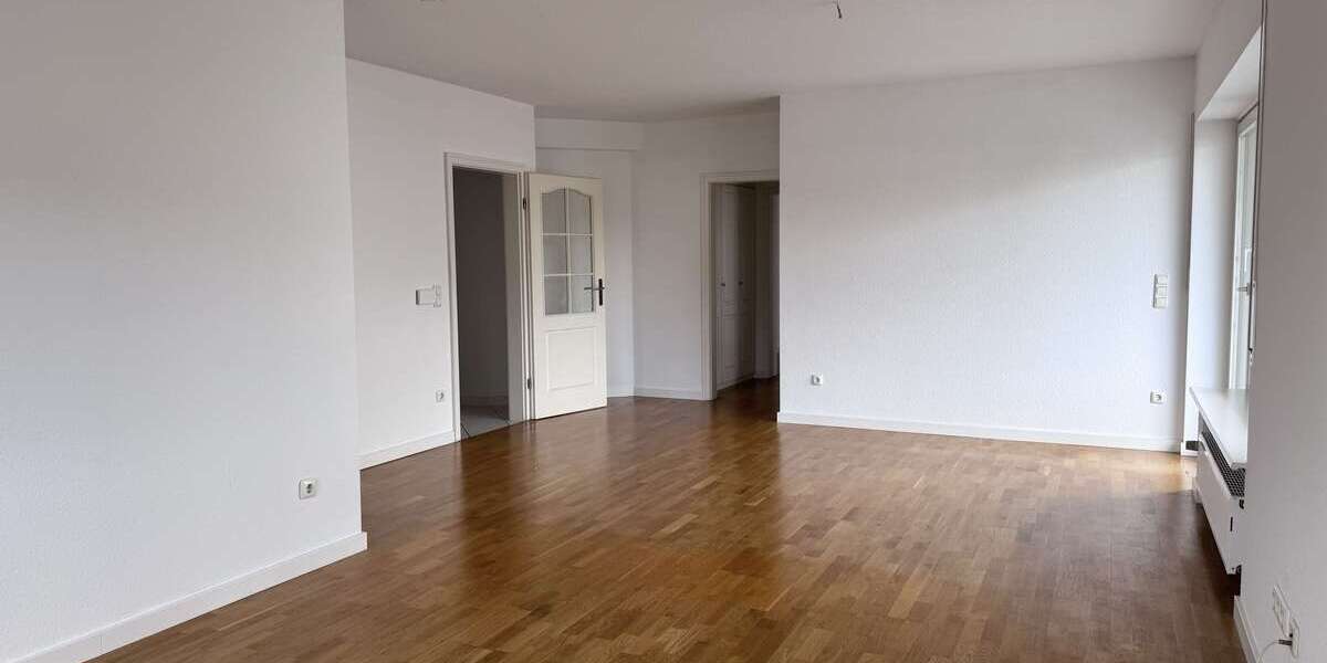 Etagenwohnung Neu Anspach - 3 Zimmer, 93 m&sup2;, 1.100&euro; | Angebot:27093106