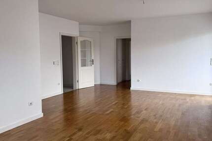 Wohnung Neu Anspach - 3 Zimmer, 93 m&sup2;, 1.100&euro; | Angebot:27093106