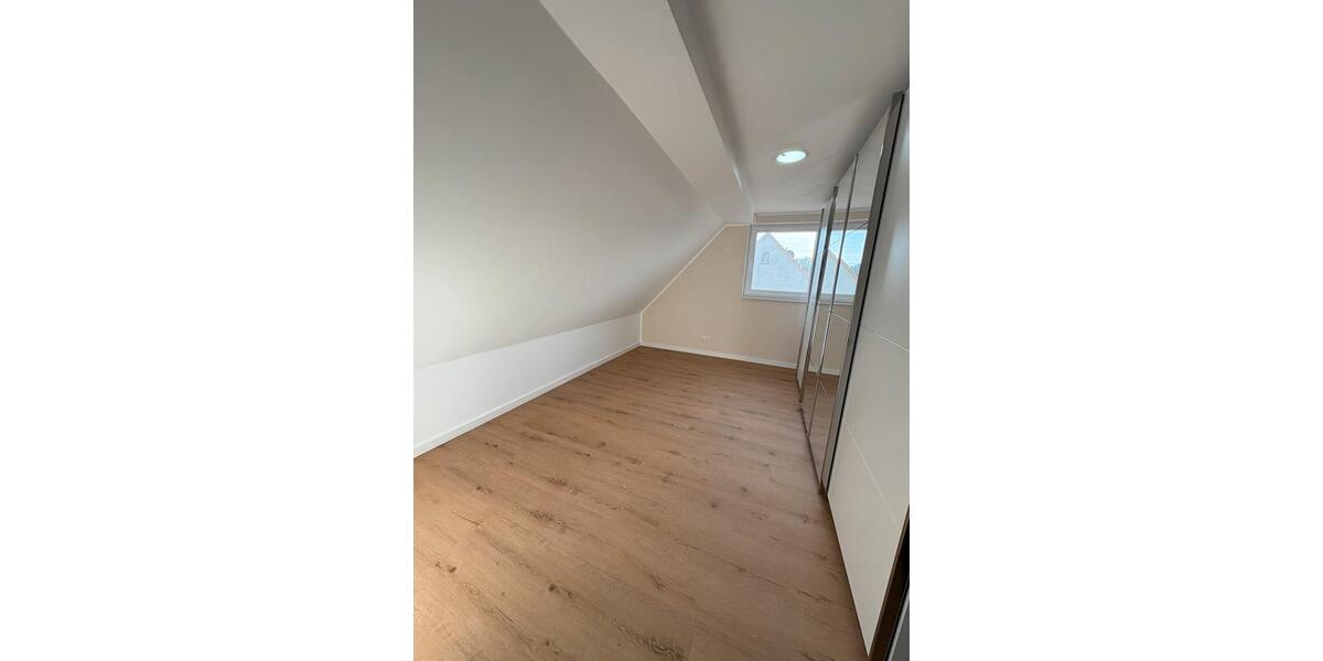 170 qm Wohnung in Hardegsen über 2 Etagen mit EBK und 2 Bäder 7 zimmer