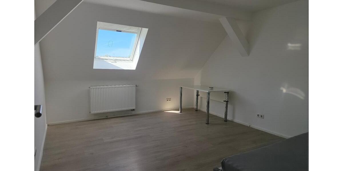 Wohnen auf Zeit Reutlingen - 1 Zimmer, 15 m&sup2;, 480&euro; | Angebot:26677504
