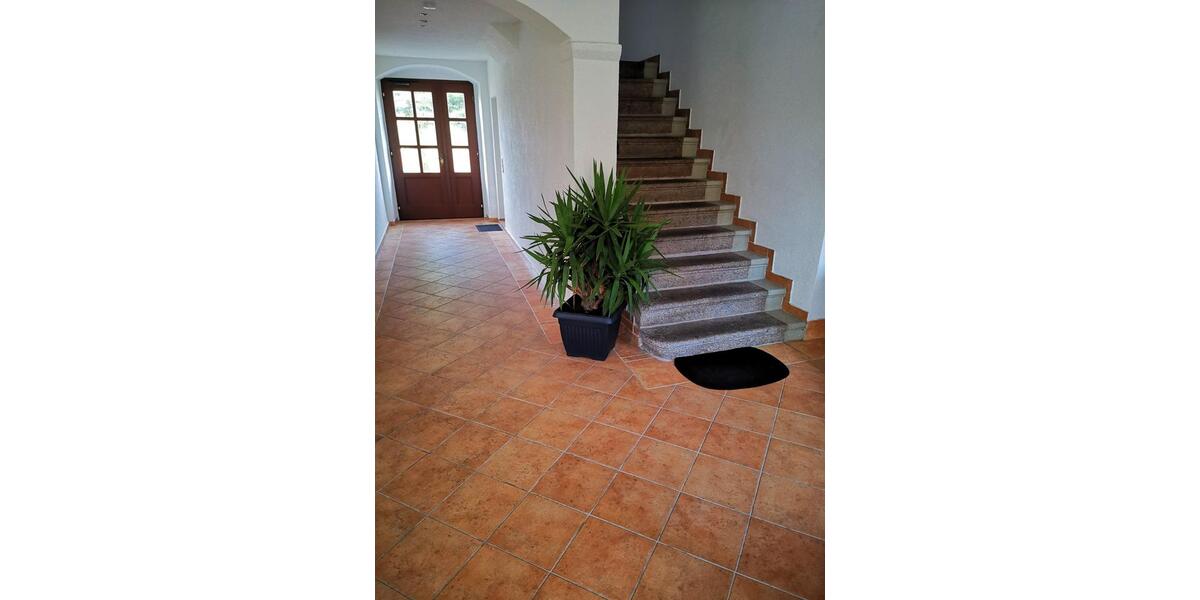 Etagenwohnung Bischofswerda - 2 Zimmer, 70 m&sup2;, 410&euro; | Angebot:25586934