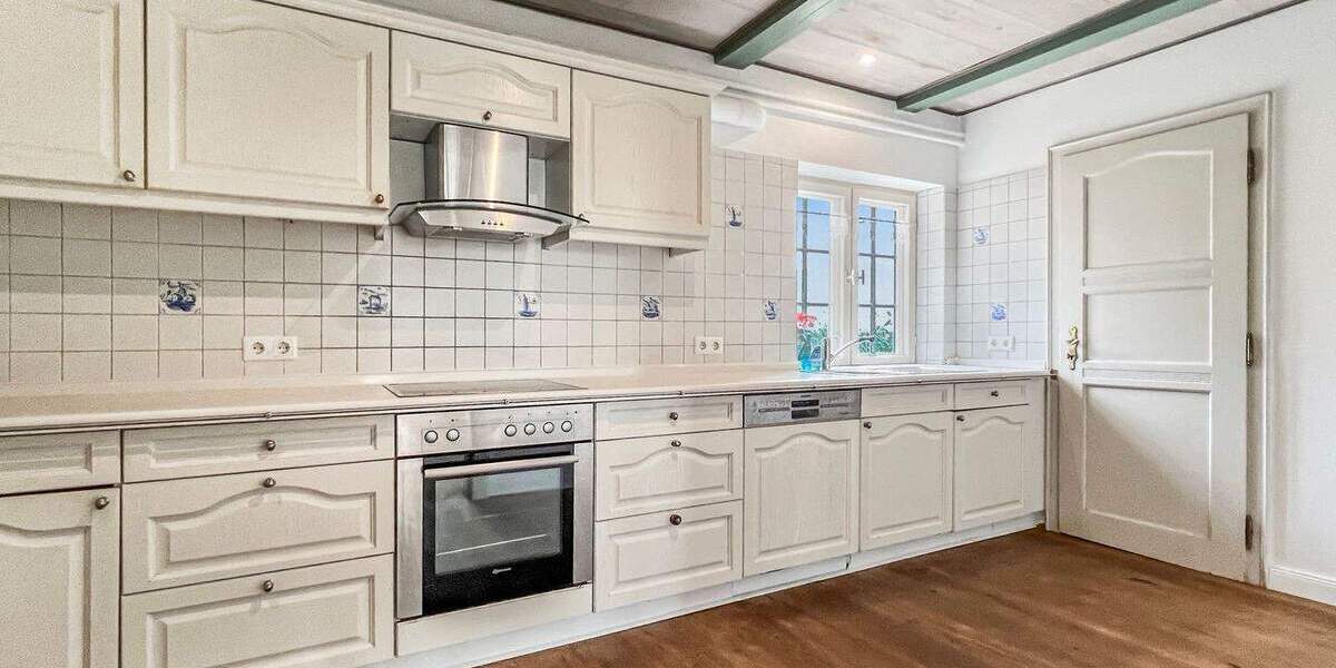 Einfamilienhaus Emmelsbüll-Horsbüll Horsbüll - 7 Zimmer, 275 m&sup2;, 2.150&euro; | Angebot:25689307