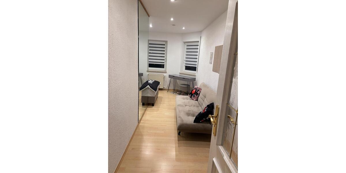 Wohnen auf Zeit Roding - 4 Zimmer, 75 m&sup2;, 140&euro; | Angebot:23757671
