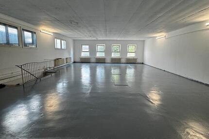 Autoaufbereitung Halle abzugeben Gewerbehalle mieten zimmer