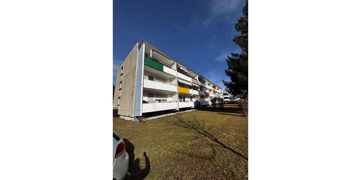 Etagenwohnung Freilassing - 3 Zimmer, 86 m&sup2;, 1.028&euro; | Angebot:27030150