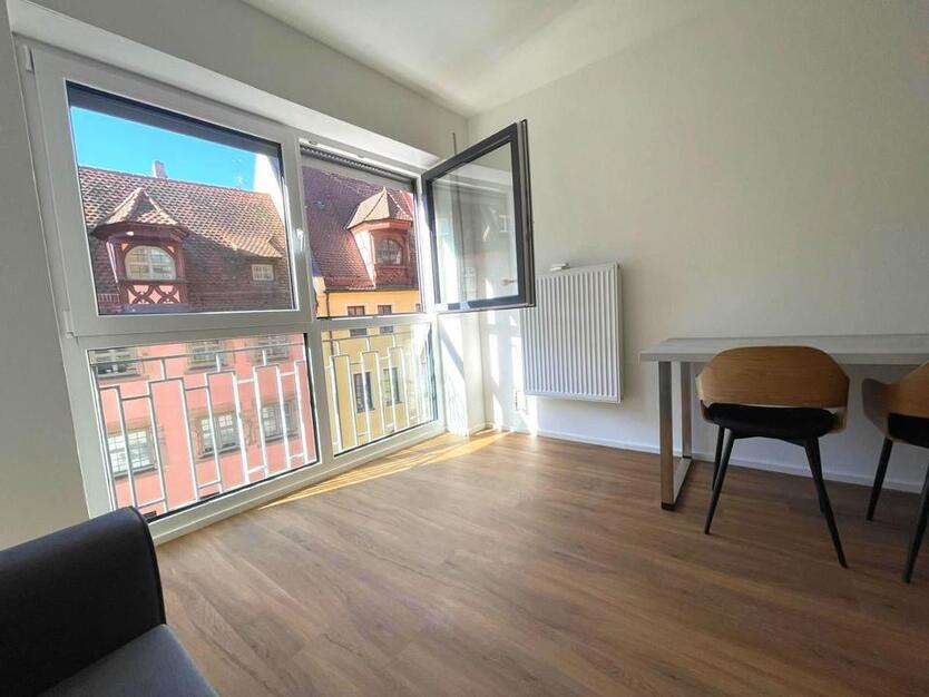 Helles, voll möbliertes 1-Zimmer-Apartment im Herzen von Nürnberg - Erstbezug nach Sanierung zimmer