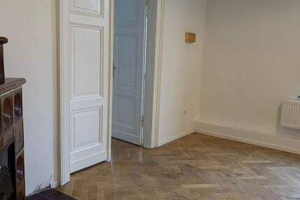 Schöne 5 12 Zimmer Wohnung mit Altbaucharme im östlichen Ringgebiet zimmer