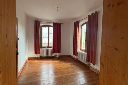 Charmante Altbauwohnung in Jugendstilvilla mit Balkon 3 zimmer