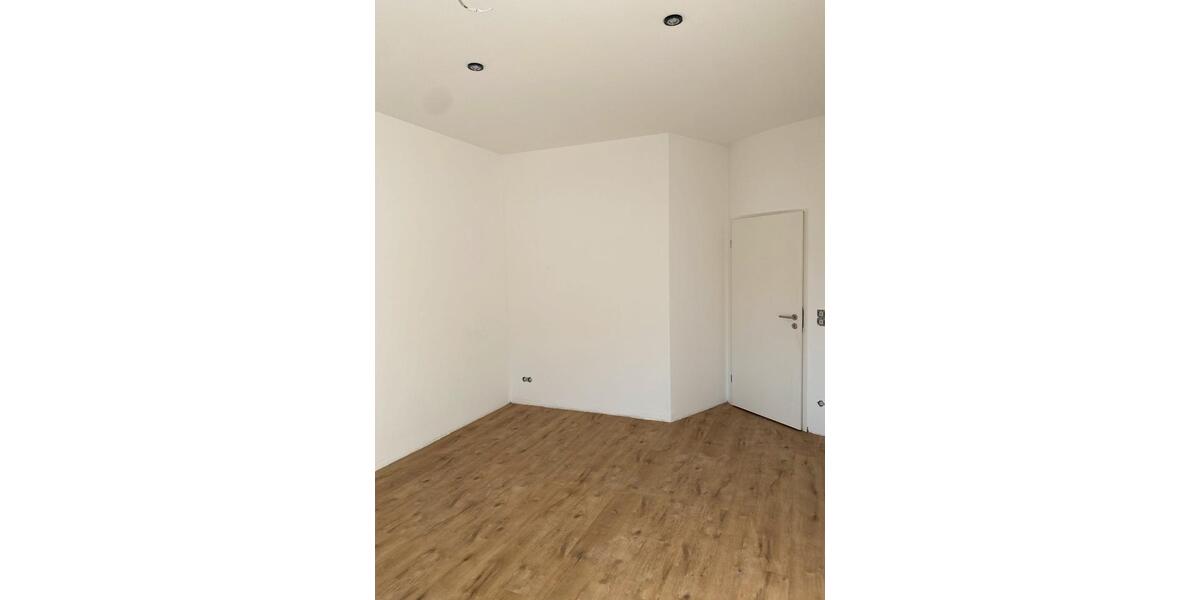 Erdgeschoßwohnung Donzdorf - 3.5 Zimmer, 103 m&sup2;, 1.000&euro; | Angebot:26553611