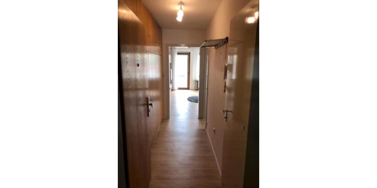 Dachgeschoßwohnung Stuttgart Stuttgart-West - 1 Zimmer, 33 m&sup2;, 860&euro; | Angebot:26020911