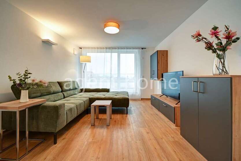 Wohnung zum Mieten in Stuttgart 1.870 € 75 m² 2 zimmer