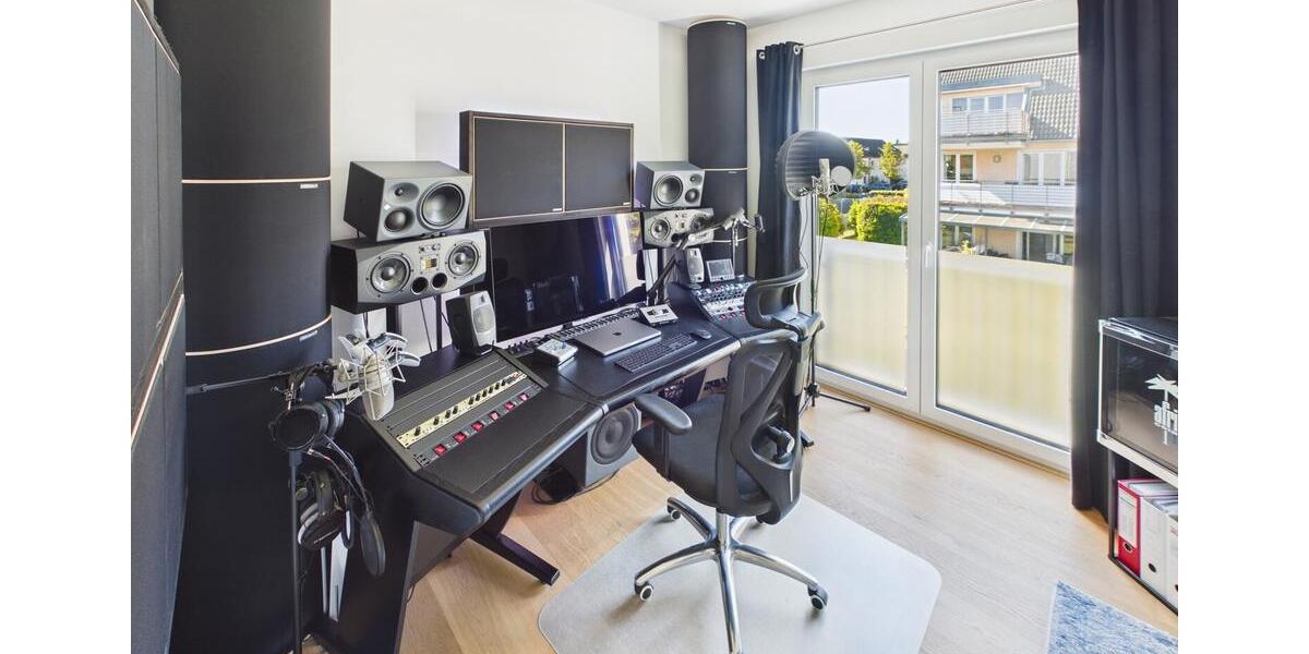 Etagenwohnung Hürth - 4 Zimmer, 90 m&sup2;, 1.870&euro; | Angebot:26506393
