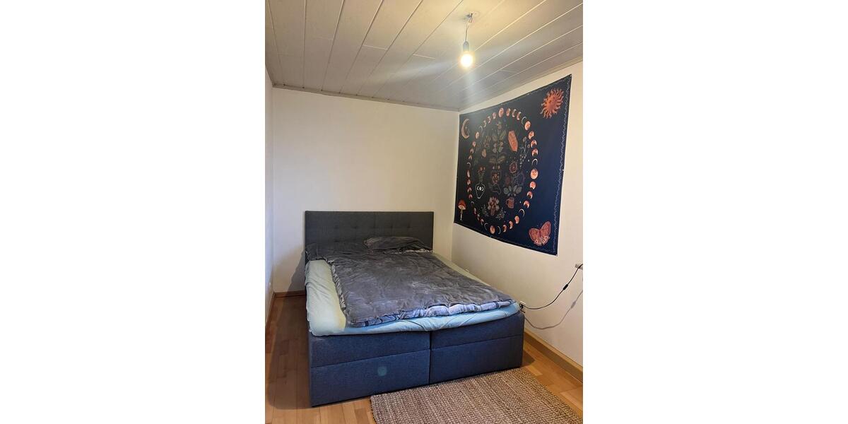 Hochparterre Eiterfeld - 3 Zimmer, 60 m&sup2;, 350&euro; | Angebot:25809523