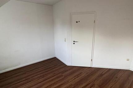 Wohnung Oldenburg Bloherfelde - 4 Zimmer, 134 m&sup2;, 434&euro; | Angebot:27589193
