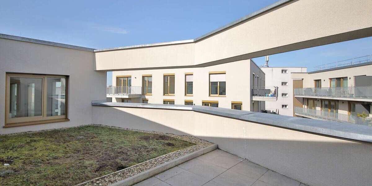 Etagenwohnung Böblingen - 3 Zimmer, 106 m&sup2;, 2.210&euro; | Angebot:25790716