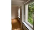 Tolle, Lichtdurchflutete 3 Zimmer Wohnung über 2 Ebenen und großer Terrasse. Erstbezug nach Sanierung!