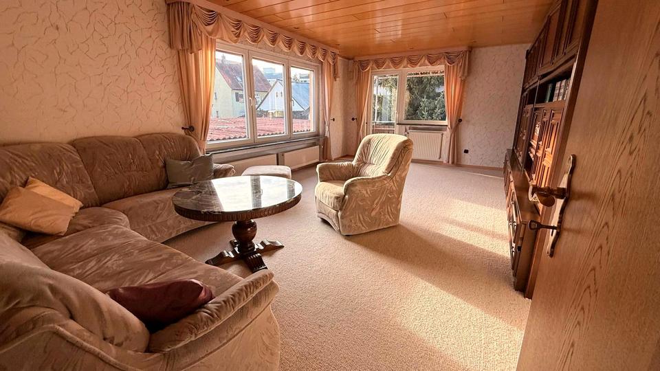 Etagenwohnung Bruchköbel - 6 Zimmer, 125 m&sup2;, 1.750&euro; | Angebot:24814959