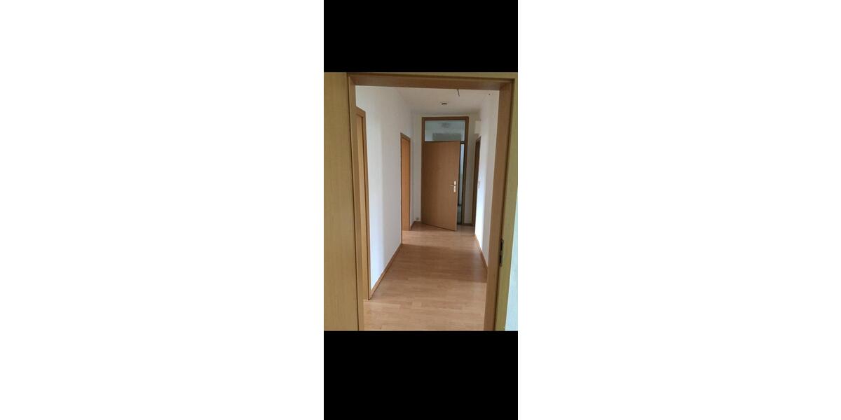 Etagenwohnung Raguhn-Jeßnitz Jeßnitz - 3 Zimmer, 68 m&sup2;, 380&euro; | Angebot:26071548
